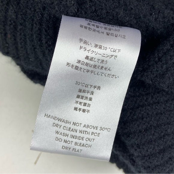 Gentle Herd Black Wool/Cashmere Knit Sleeveless Top - Picture 8 of 8